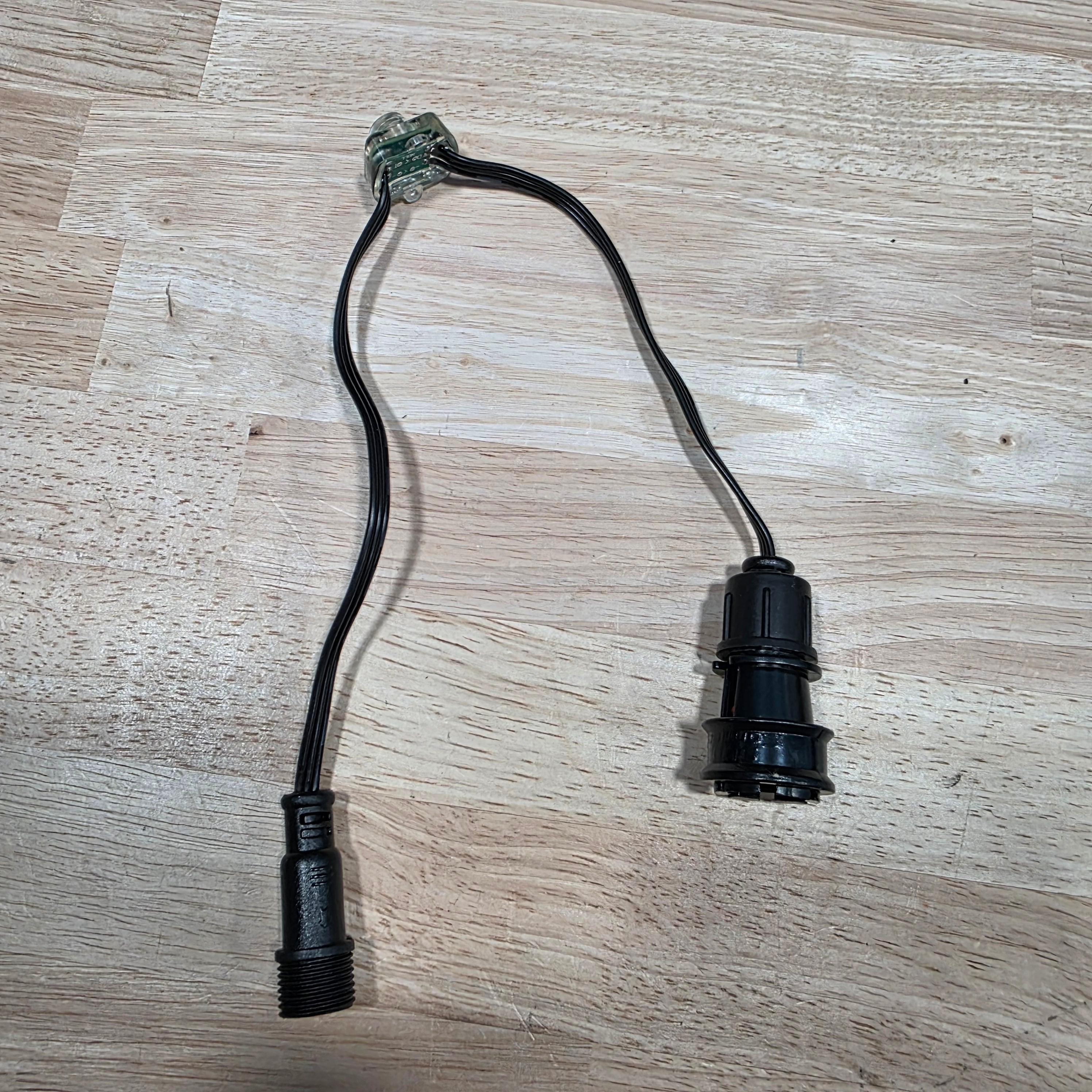 Pixa Boost Data Amplifier with xConnect